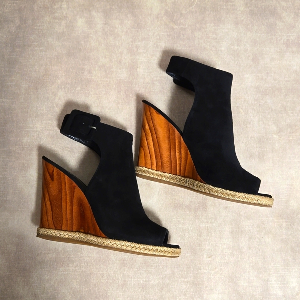 Tory Burch Raya suede wedge sandals, black, size 5M
